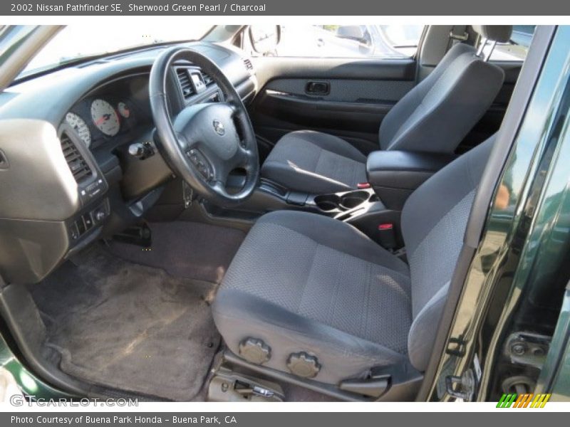 Sherwood Green Pearl / Charcoal 2002 Nissan Pathfinder SE