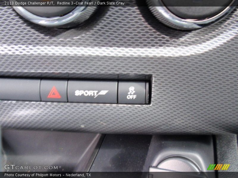 Redline 3-Coat Pearl / Dark Slate Gray 2013 Dodge Challenger R/T