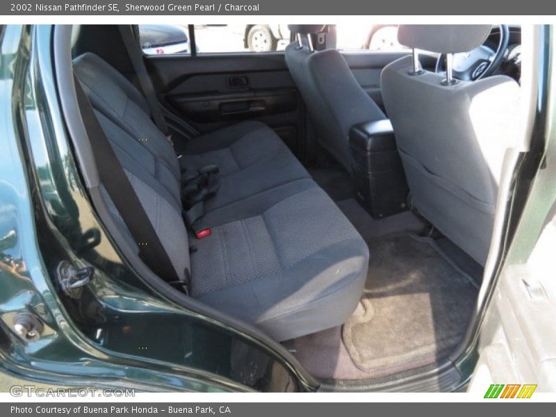 Sherwood Green Pearl / Charcoal 2002 Nissan Pathfinder SE