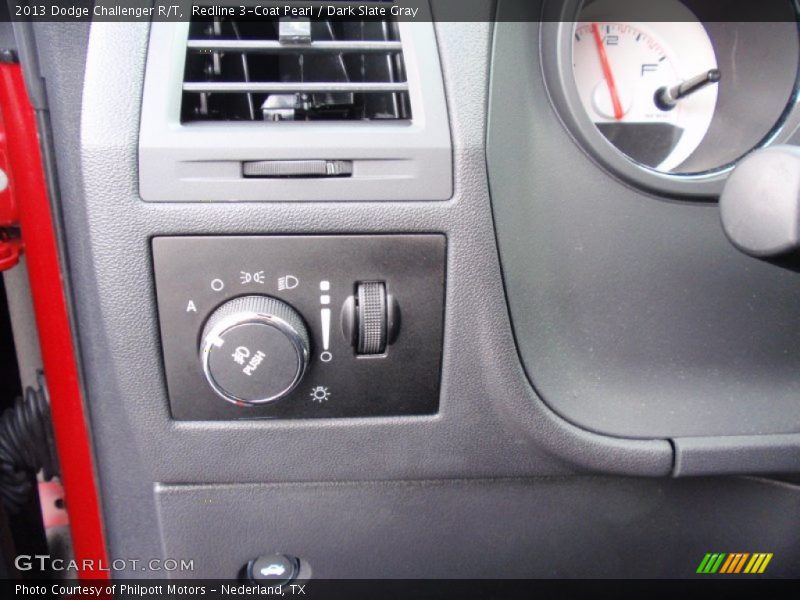 Redline 3-Coat Pearl / Dark Slate Gray 2013 Dodge Challenger R/T