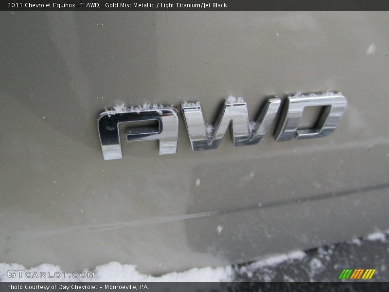 Gold Mist Metallic / Light Titanium/Jet Black 2011 Chevrolet Equinox LT AWD