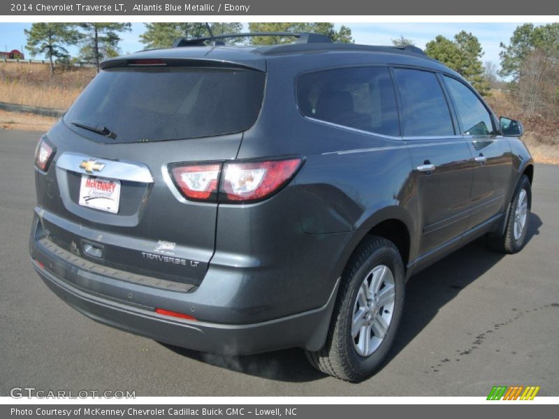 Atlantis Blue Metallic / Ebony 2014 Chevrolet Traverse LT