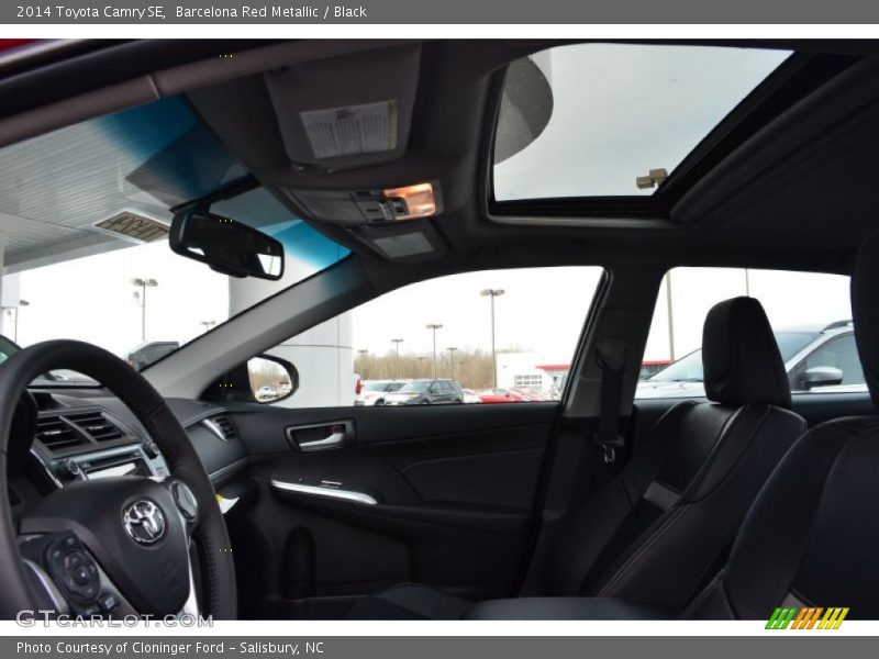 Barcelona Red Metallic / Black 2014 Toyota Camry SE