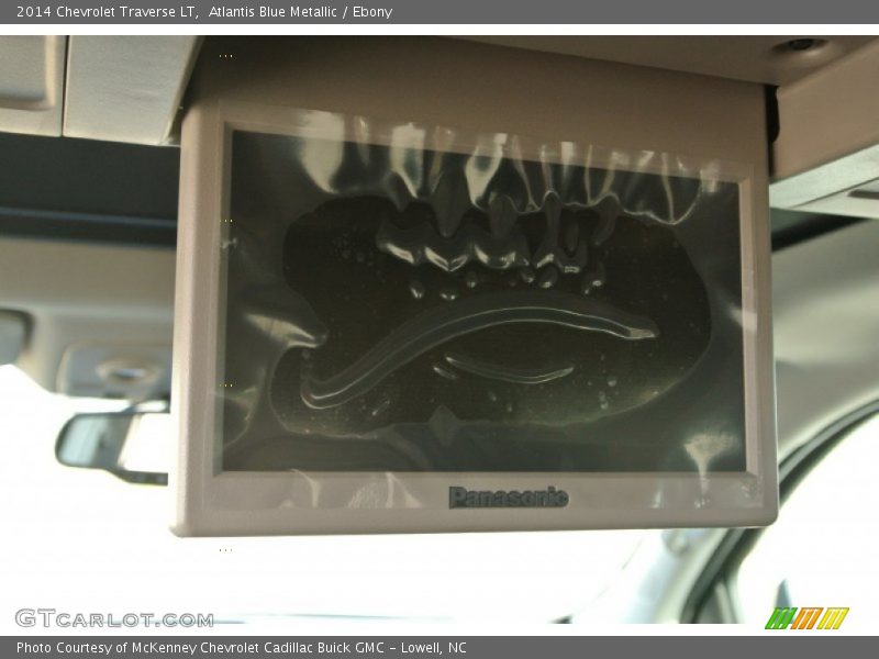 Atlantis Blue Metallic / Ebony 2014 Chevrolet Traverse LT