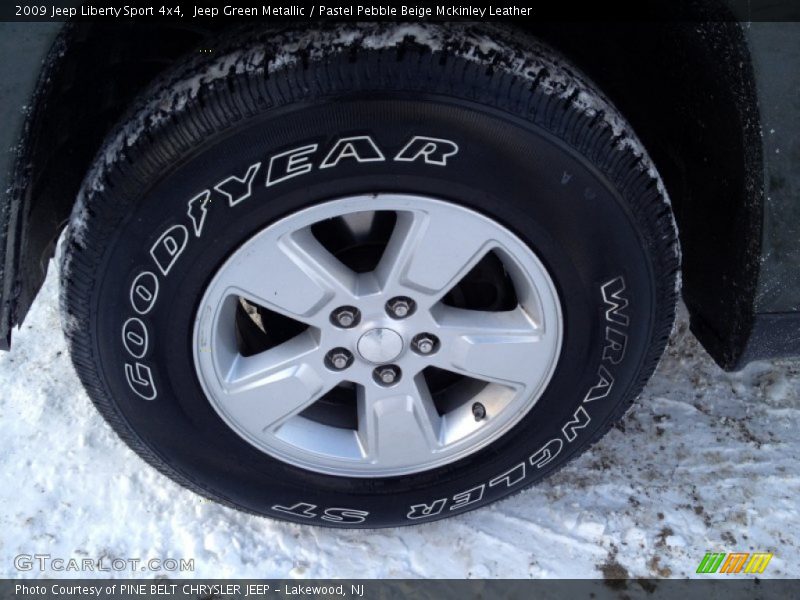 Jeep Green Metallic / Pastel Pebble Beige Mckinley Leather 2009 Jeep Liberty Sport 4x4