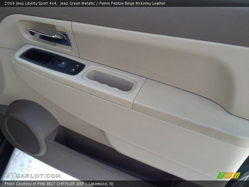 Jeep Green Metallic / Pastel Pebble Beige Mckinley Leather 2009 Jeep Liberty Sport 4x4