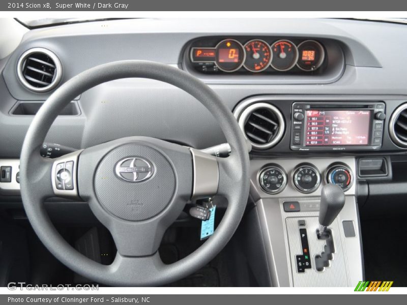 Dashboard of 2014 xB 