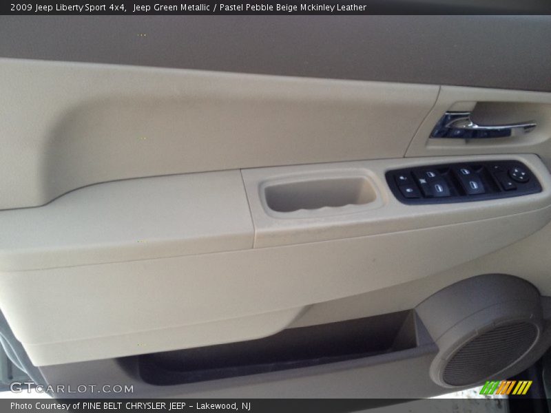 Jeep Green Metallic / Pastel Pebble Beige Mckinley Leather 2009 Jeep Liberty Sport 4x4