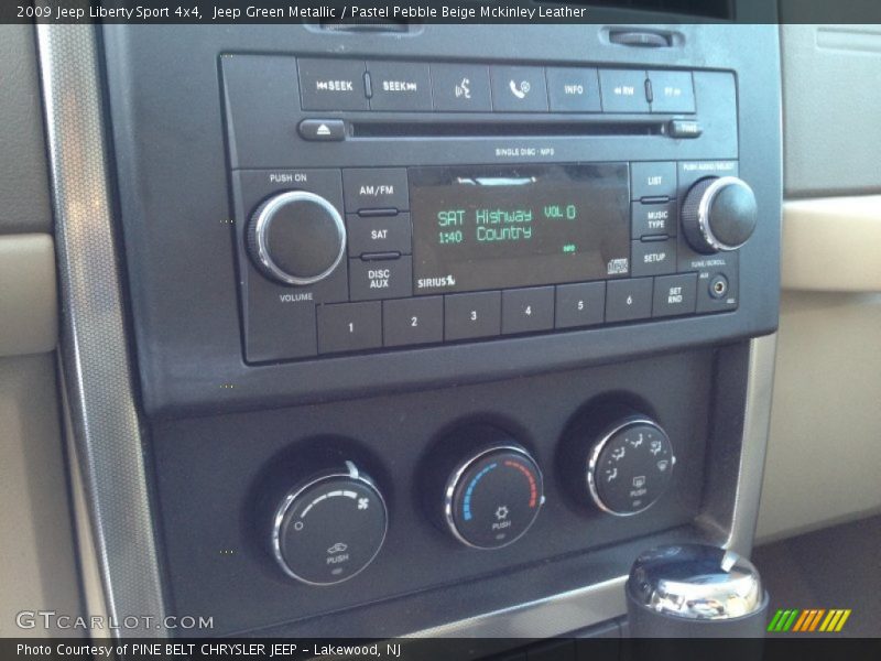 Jeep Green Metallic / Pastel Pebble Beige Mckinley Leather 2009 Jeep Liberty Sport 4x4