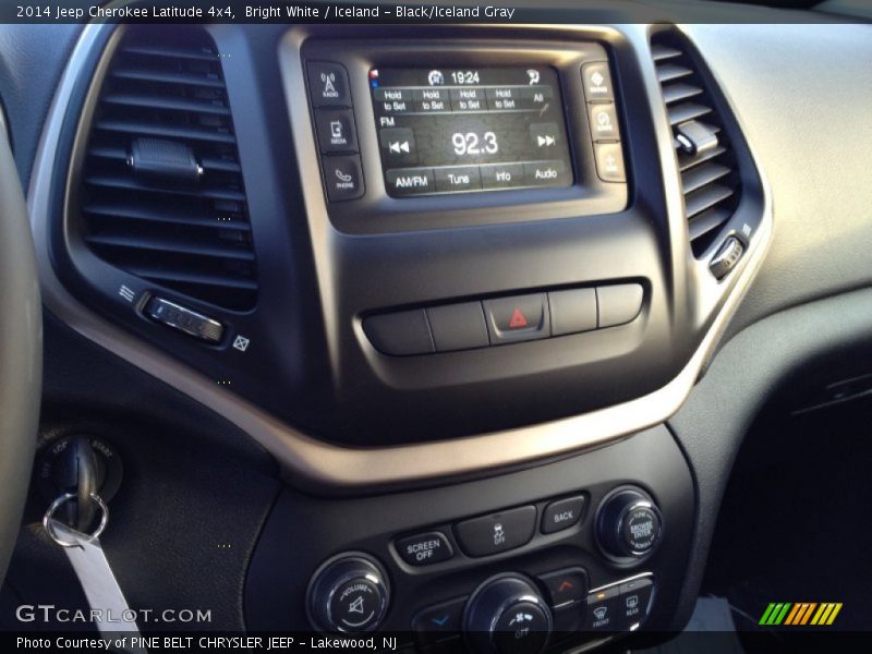 Bright White / Iceland - Black/Iceland Gray 2014 Jeep Cherokee Latitude 4x4