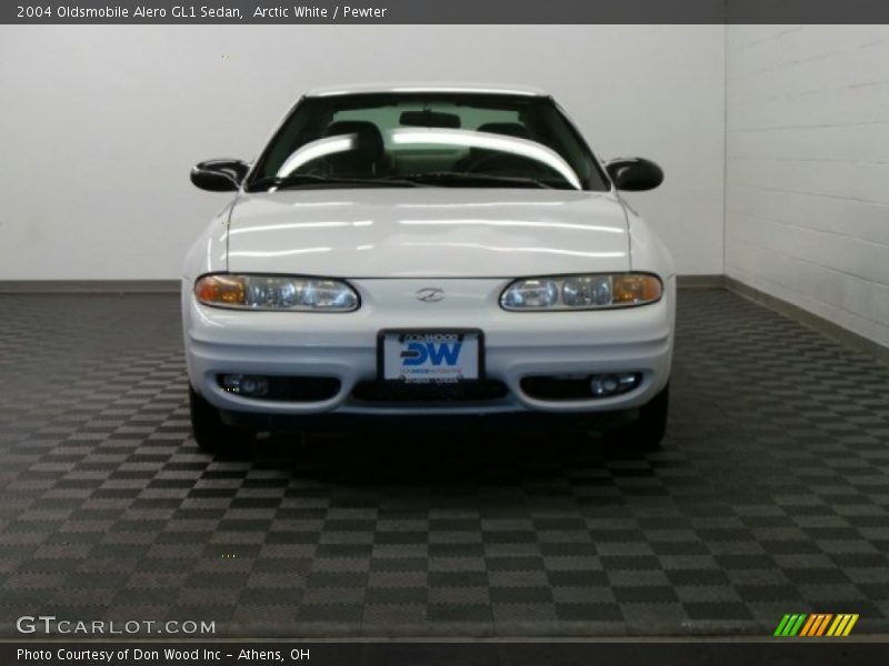 Arctic White / Pewter 2004 Oldsmobile Alero GL1 Sedan