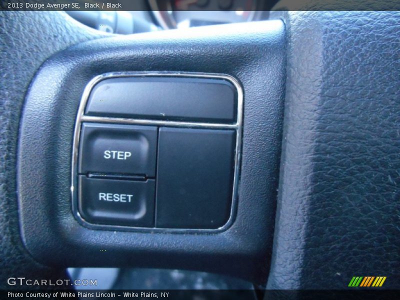 Black / Black 2013 Dodge Avenger SE