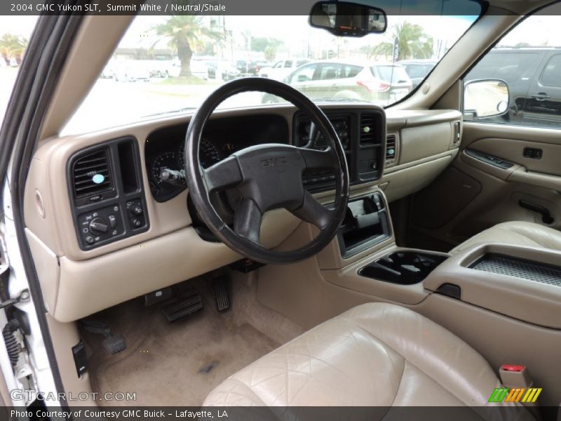 Summit White / Neutral/Shale 2004 GMC Yukon SLT