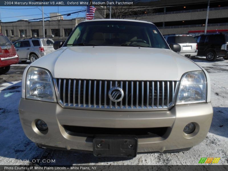 Oxford White / Medium Dark Parchment 2004 Mercury Mountaineer V8 AWD
