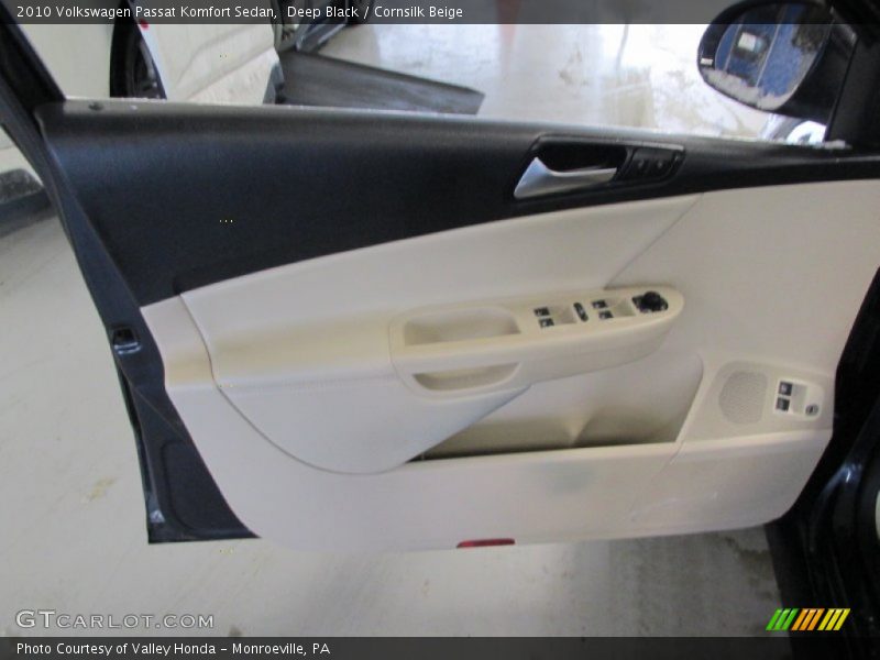 Deep Black / Cornsilk Beige 2010 Volkswagen Passat Komfort Sedan