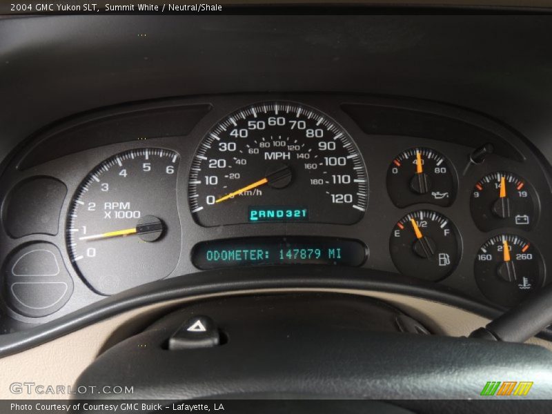 Summit White / Neutral/Shale 2004 GMC Yukon SLT