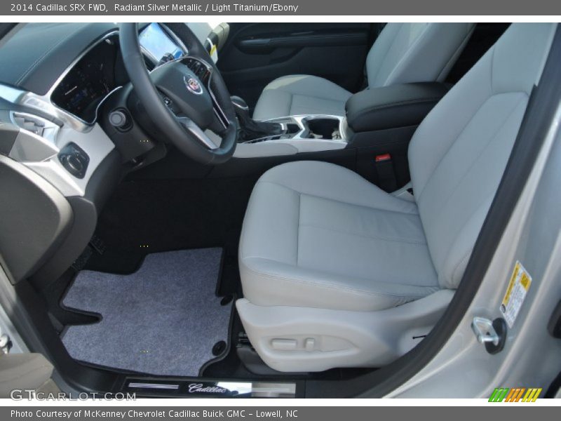 Radiant Silver Metallic / Light Titanium/Ebony 2014 Cadillac SRX FWD