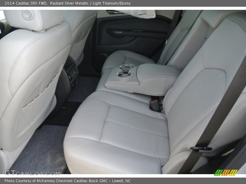 Radiant Silver Metallic / Light Titanium/Ebony 2014 Cadillac SRX FWD