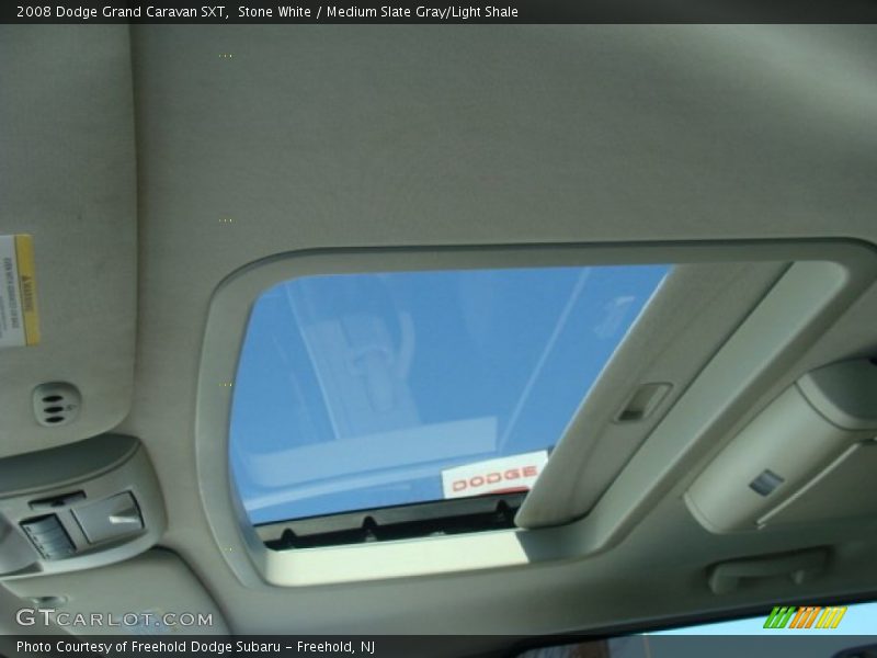 Stone White / Medium Slate Gray/Light Shale 2008 Dodge Grand Caravan SXT