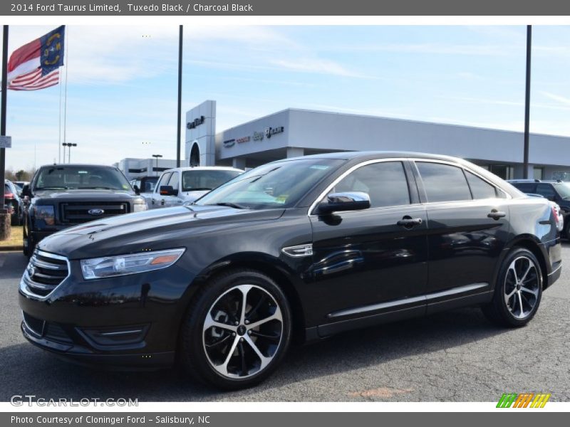 Tuxedo Black / Charcoal Black 2014 Ford Taurus Limited