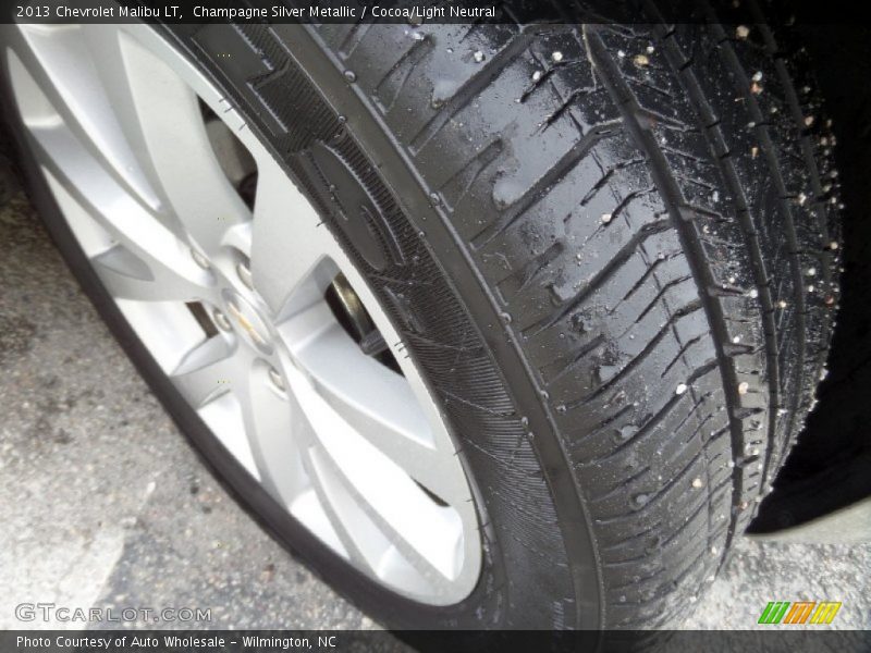 Champagne Silver Metallic / Cocoa/Light Neutral 2013 Chevrolet Malibu LT