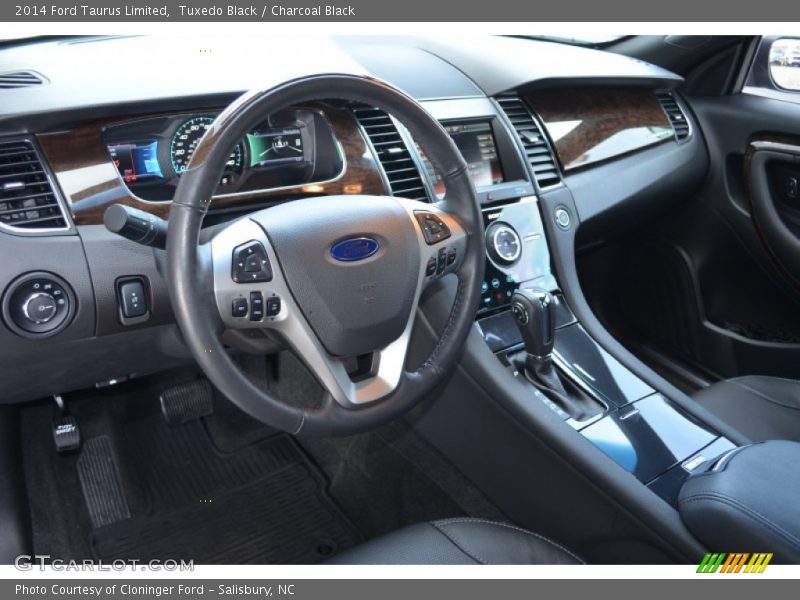 Tuxedo Black / Charcoal Black 2014 Ford Taurus Limited