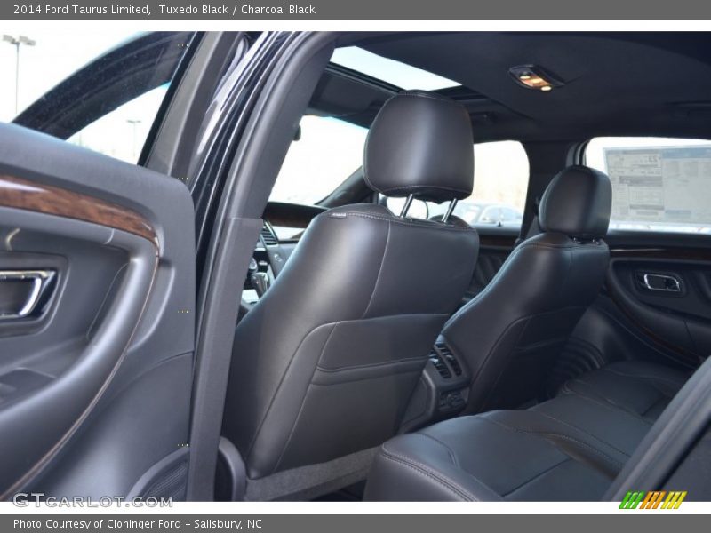 Tuxedo Black / Charcoal Black 2014 Ford Taurus Limited