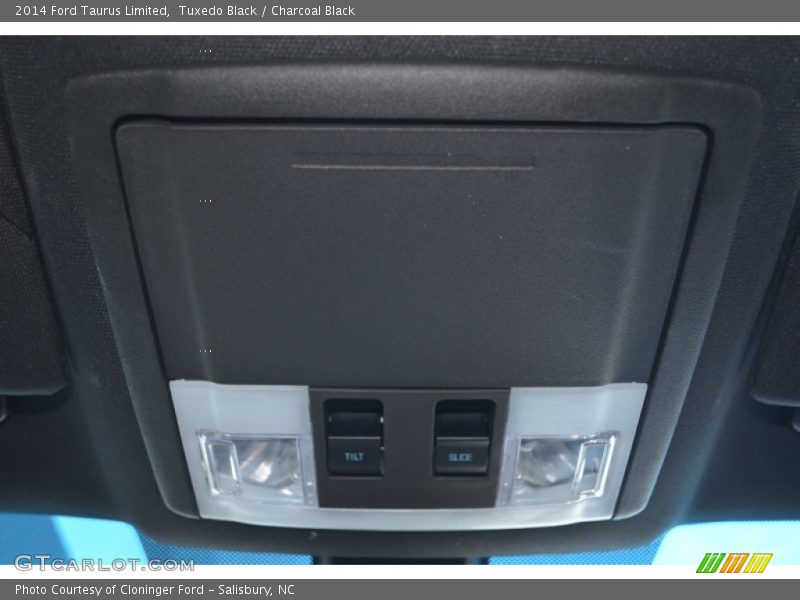 Tuxedo Black / Charcoal Black 2014 Ford Taurus Limited