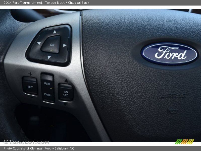 Tuxedo Black / Charcoal Black 2014 Ford Taurus Limited