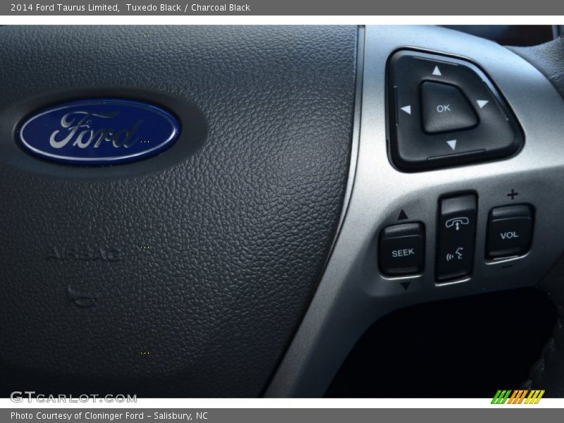 Tuxedo Black / Charcoal Black 2014 Ford Taurus Limited