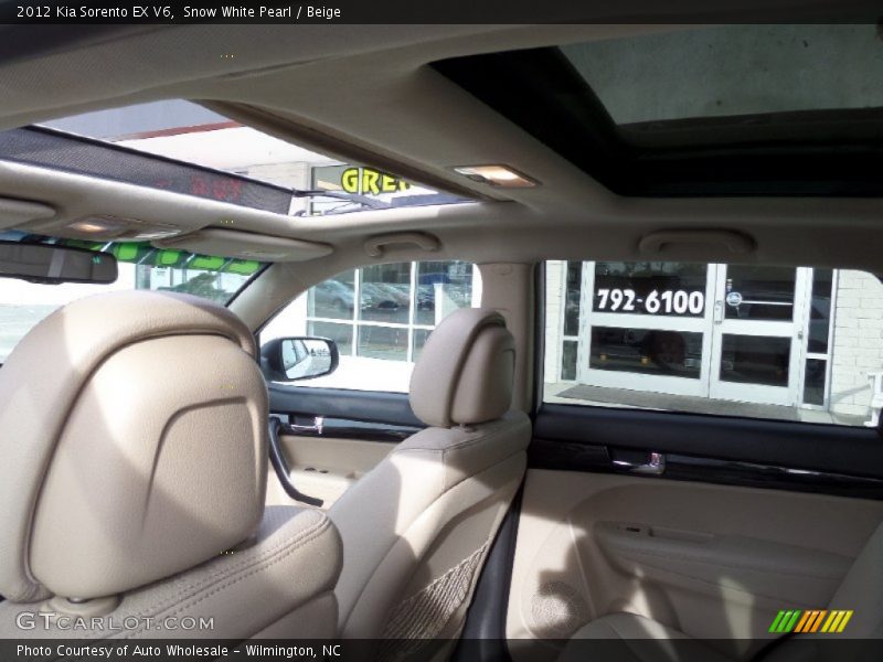 Snow White Pearl / Beige 2012 Kia Sorento EX V6
