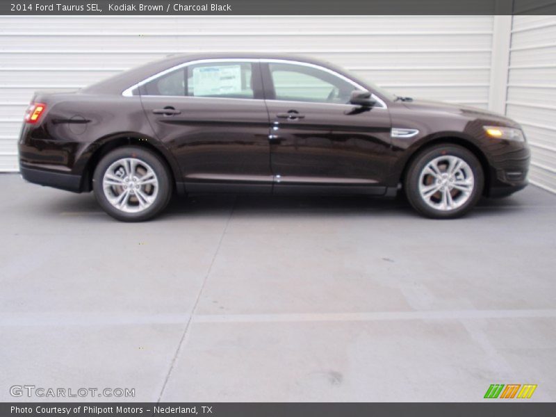 Kodiak Brown / Charcoal Black 2014 Ford Taurus SEL