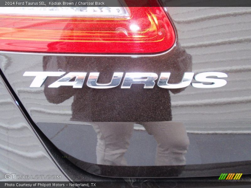 Kodiak Brown / Charcoal Black 2014 Ford Taurus SEL