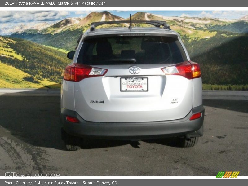 Classic Silver Metallic / Ash 2014 Toyota RAV4 LE AWD