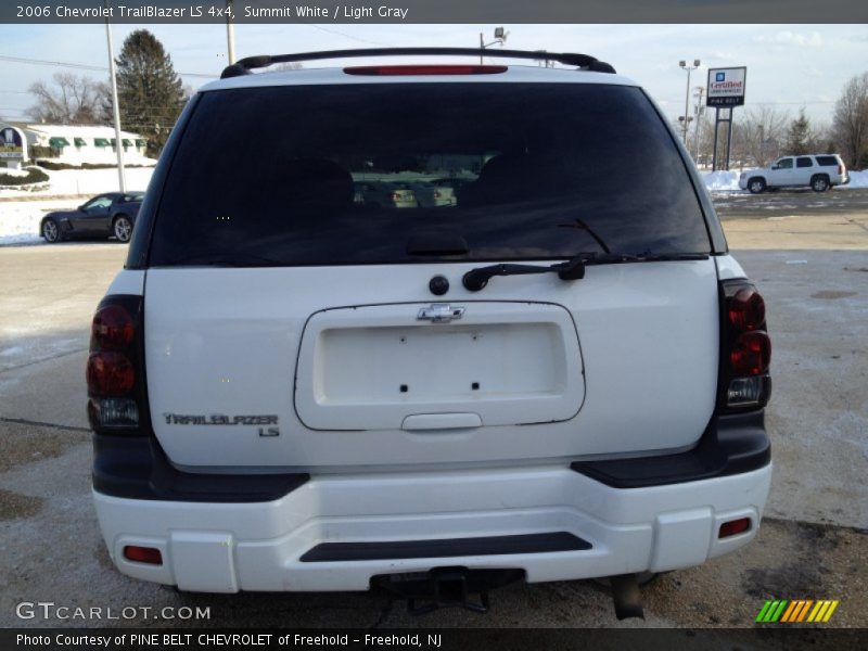 Summit White / Light Gray 2006 Chevrolet TrailBlazer LS 4x4