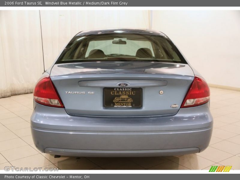 Windveil Blue Metallic / Medium/Dark Flint Grey 2006 Ford Taurus SE