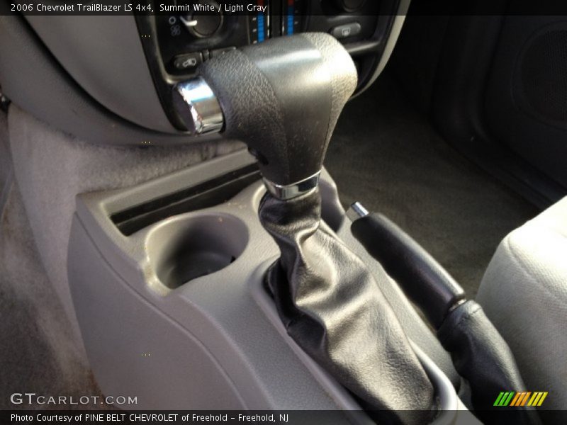 Summit White / Light Gray 2006 Chevrolet TrailBlazer LS 4x4