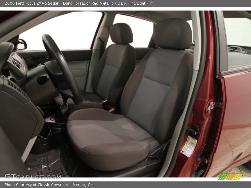 Dark Toreador Red Metallic / Dark Flint/Light Flint 2006 Ford Focus ZX4 S Sedan