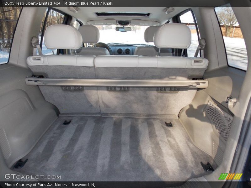 Midnight Blue Pearl / Khaki 2005 Jeep Liberty Limited 4x4