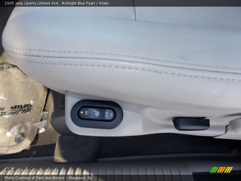 Midnight Blue Pearl / Khaki 2005 Jeep Liberty Limited 4x4