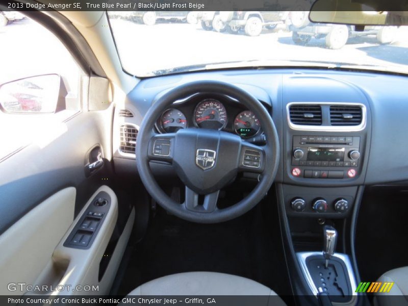 True Blue Pearl / Black/Light Frost Beige 2013 Dodge Avenger SE