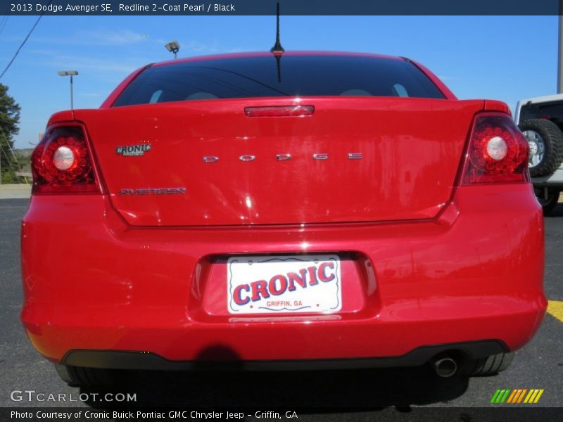 Redline 2-Coat Pearl / Black 2013 Dodge Avenger SE