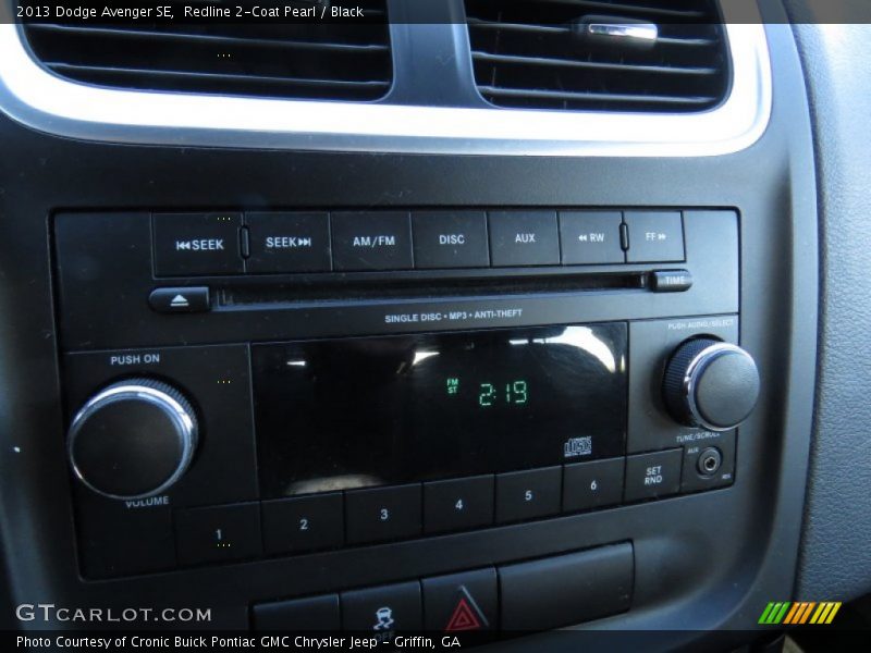 Redline 2-Coat Pearl / Black 2013 Dodge Avenger SE