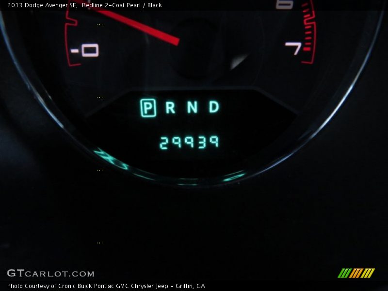 Redline 2-Coat Pearl / Black 2013 Dodge Avenger SE