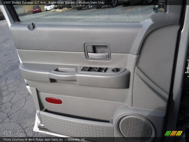 Bright Silver Metallic / Medium Slate Gray 2005 Dodge Durango SLT 4x4