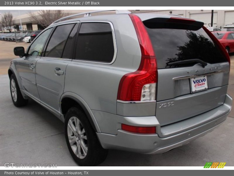 Electric Silver Metallic / Off Black 2013 Volvo XC90 3.2