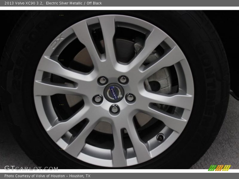 Electric Silver Metallic / Off Black 2013 Volvo XC90 3.2