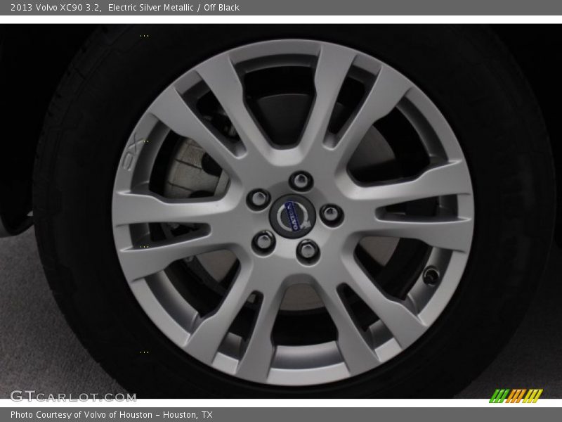 Electric Silver Metallic / Off Black 2013 Volvo XC90 3.2