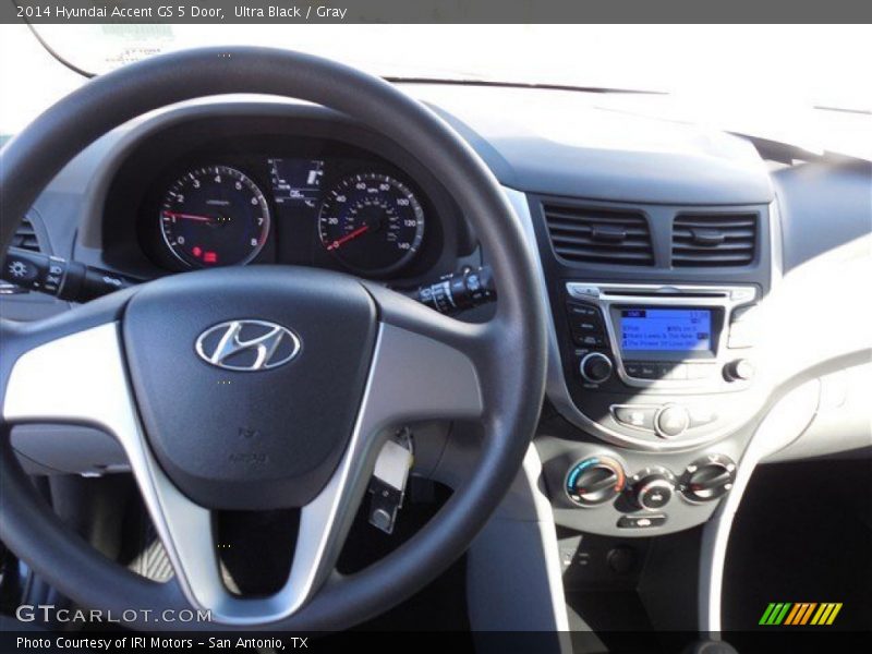 Ultra Black / Gray 2014 Hyundai Accent GS 5 Door