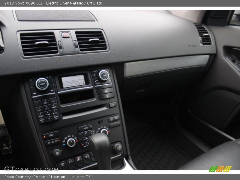 Electric Silver Metallic / Off Black 2013 Volvo XC90 3.2